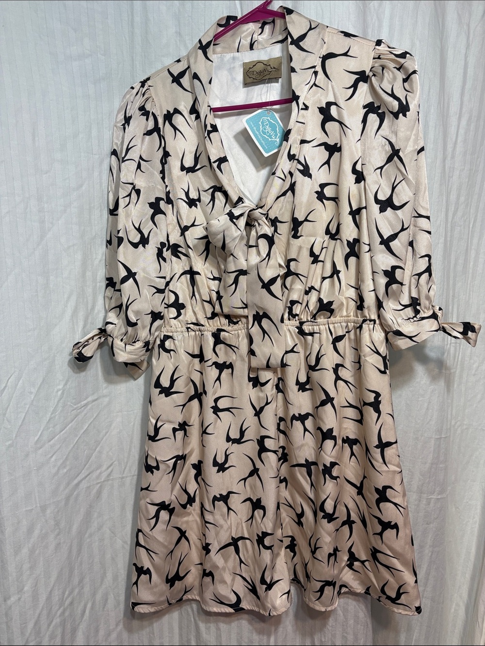 Tie-Neck Bird Print Mini Dress in Cream and Black - Unknown Brand